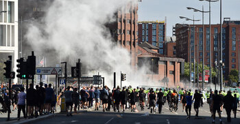 UK braces for unrest, thousands of police on standby