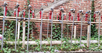 উল্লাপাড়ায় গ্যাসের গন্ধ, জনমনে আতঙ্ক