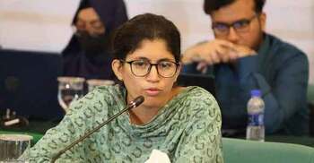 সবার আগে ডাকসুর প্রার্থী হওয়ার ঘোষণা দিলেন উমামা ফাতেমা