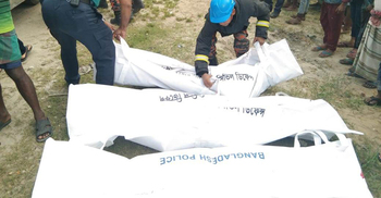 Three killed in bus-Mahendra collision in Jhalakathi