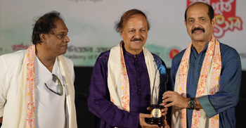 সাংস্কৃতিক কর্মকাণ্ডের মাধ্যমে জনগণের মধ্যে সচেতনতা ছড়াতে হবে