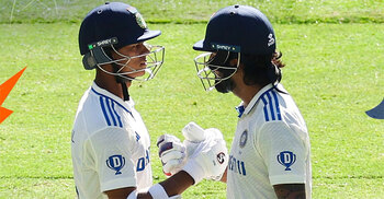 India maintain dominant position over Australia