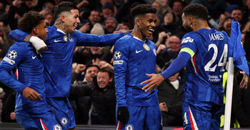 ঘরের মাঠে বার্সেলোনাকে উড়িয়ে দিলো চেলসি