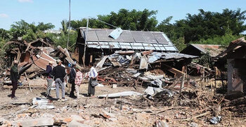 মিয়ানমারে চায়ের দোকানে জান্তার বিমান হামলায় নিহত ১৮