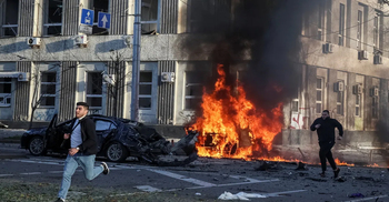 দফায় দফায় বিস্ফোরণে কেঁপে উঠলো কিয়েভ