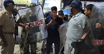 শেষ দফা ভোটের আগে তৃণমূল-বিজেপির সংঘর্ষ, সিআইএফ জওয়ান গুলিবিদ্ধ