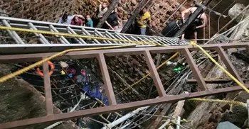 12 dead after falling into well in India as temple floor collapses