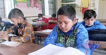 Children learn color discrimination from family, society