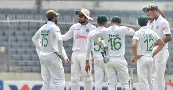 Taijul puts Bangladesh in charge as Ireland lead crosses 130