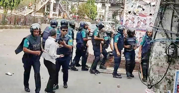 Police, BNP clash in Dhaka, road march foiled