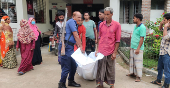 Road accident kills 3 in Rajshahi