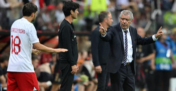 Poland sack manager Santos after six matches