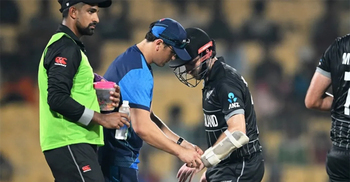 NZ skipper Williamson suffers thumb fracture