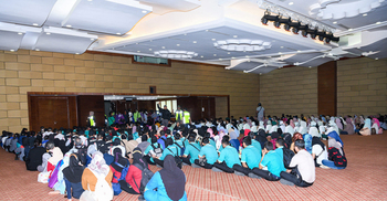 377 undocumented migrants including Bangladeshis held in Malaysia