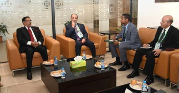 AL holds meeting with OIC election observer team on national polls