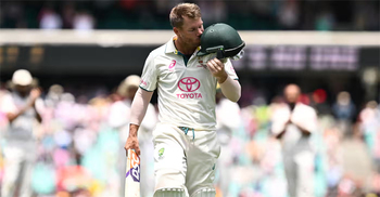 Australia beat Pakistan in Warner's final Test