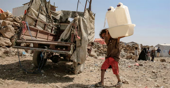 US-UK airstrikes force aid agencies to suspend operations in Yemen