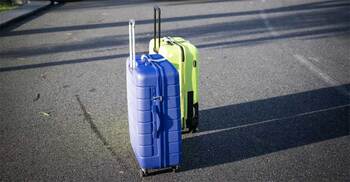 তরুণীর লাগেজ থেকে দুই বছরের শিশু উদ্ধার