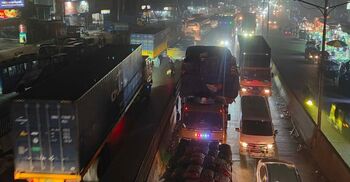 ঢাকা-চট্টগ্রাম মহাসড়কের ১০ কিলোমিটারে তীব্র যানজট