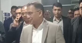 খালেদা জিয়াকে দেখে এভারকেয়ার থেকে রাত ২টায় বের হলেন তারেক রহমান