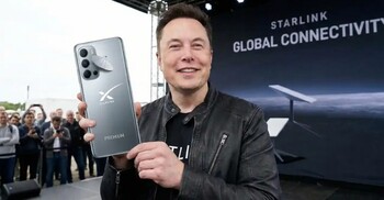 এবার স্মার্টফোনের বাজারেও ইলন মাস্ক