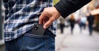 ফোন হারালে ছবি-ভিডিও ডিলিট করবেন যেভাবে