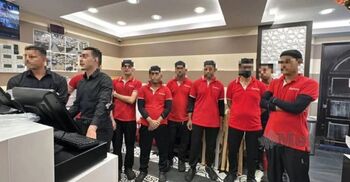 কুয়ালালামপুরে রেস্তোরাঁয় অভিযান, ৮৬ বাংলাদেশি অভিবাসী শ্রমিক আটক