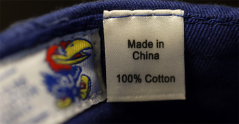 ট্রাম্পের বাণিজ্যযুদ্ধে লাভবান হচ্ছে চীন