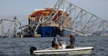 6 presumed dead after ship knocks down US bridge