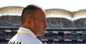 অ্যাশেজ শেষে আন্তর্জাতিক ক্রিকেটকে বিদায় বলবেন উসমান খাজা