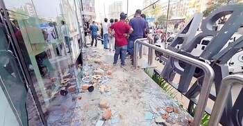 গুজবে উত্তরায় রাতভর মার্কেটে হামলা-লুটপাট, পরিস্থিতি এখনো থমথমে