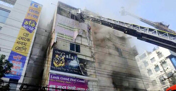 Restaurant catches fire in Uttara, 9 units working