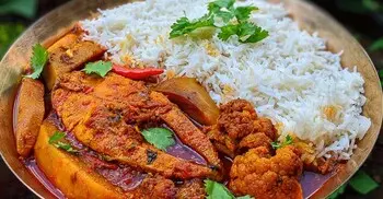 স্বাস্থ্যকর খাবার হলেও কারা মাছ খাবেন না