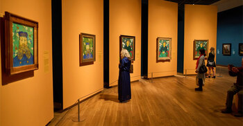Van Gogh Museum reunites postman Roulin, his family, and the chair