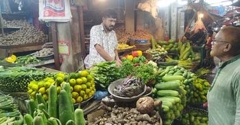চট্টগ্রামে সবজির দাম নিম্নমুখী