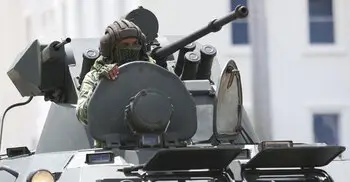 ভেনেজুয়েলার কারাকাসে সামরিক চেকপোস্ট ও সশস্ত্র টহল