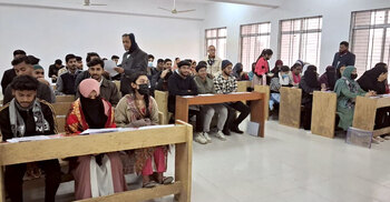 ভর্তি পরীক্ষায় এক সিটে তিন শিক্ষার্থী, ডিনের ওপর ক্ষুব্ধ উপাচার্য