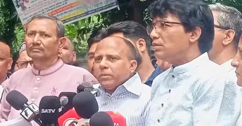 'একটা সময় সন্ধ্যায় পড়াশোনার আওয়াজ পেতাম, এখন আর পাই না'