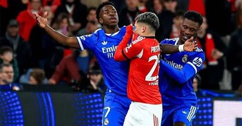 ভিনিসিয়ুসকে ‘বানর’ বলে নিষিদ্ধ আর্জেন্টাইন ফুটবলার