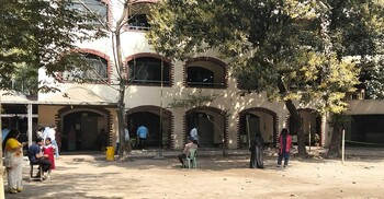 এক কেন্দ্রে সাড়ে ৩ ঘণ্টায় ভোট পড়েছে ২০ শতাংশ   