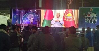 দেশজুড়ে ছুটছে ভোটের গাড়ি