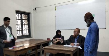 সকাল সকাল ভোট দিতে এসেছি, ভালো লাগছে