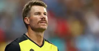 মদ্যপ অবস্থায় গাড়ি চালানোর অভিযোগে আটক ওয়ার্নার