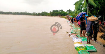 ‘চরম বিপৎসীমার’ ওপরে ভারতের মনু নদীর পানি, ডুবছে মৌলভীবাজার