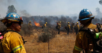 উত্তর ক্যালিফোর্নিয়ায় দাবানলের তাণ্ডব
