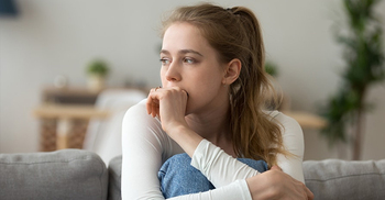 Things people with anxiety do that come off as rude