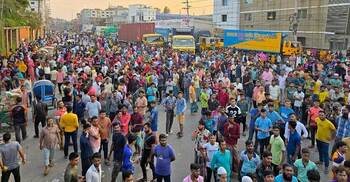 Dhaka-Mymensingh highway blocked again, causing traffic jam