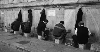 অজুর সময় কথা বলা কি মাকরুহ?