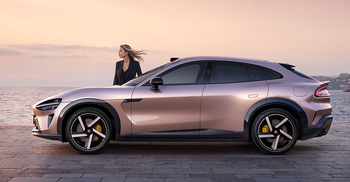 অ্যাপল যেখানে ব্যর্থ, সেখানেই শাওমির চমক