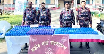 টেকনাফ সীমান্তে বিজিবির সঙ্গে মাদক কারবারিদের গুলি বিনিময়